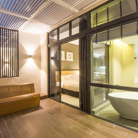 Отель The Pines Melaka Экстерьер фото