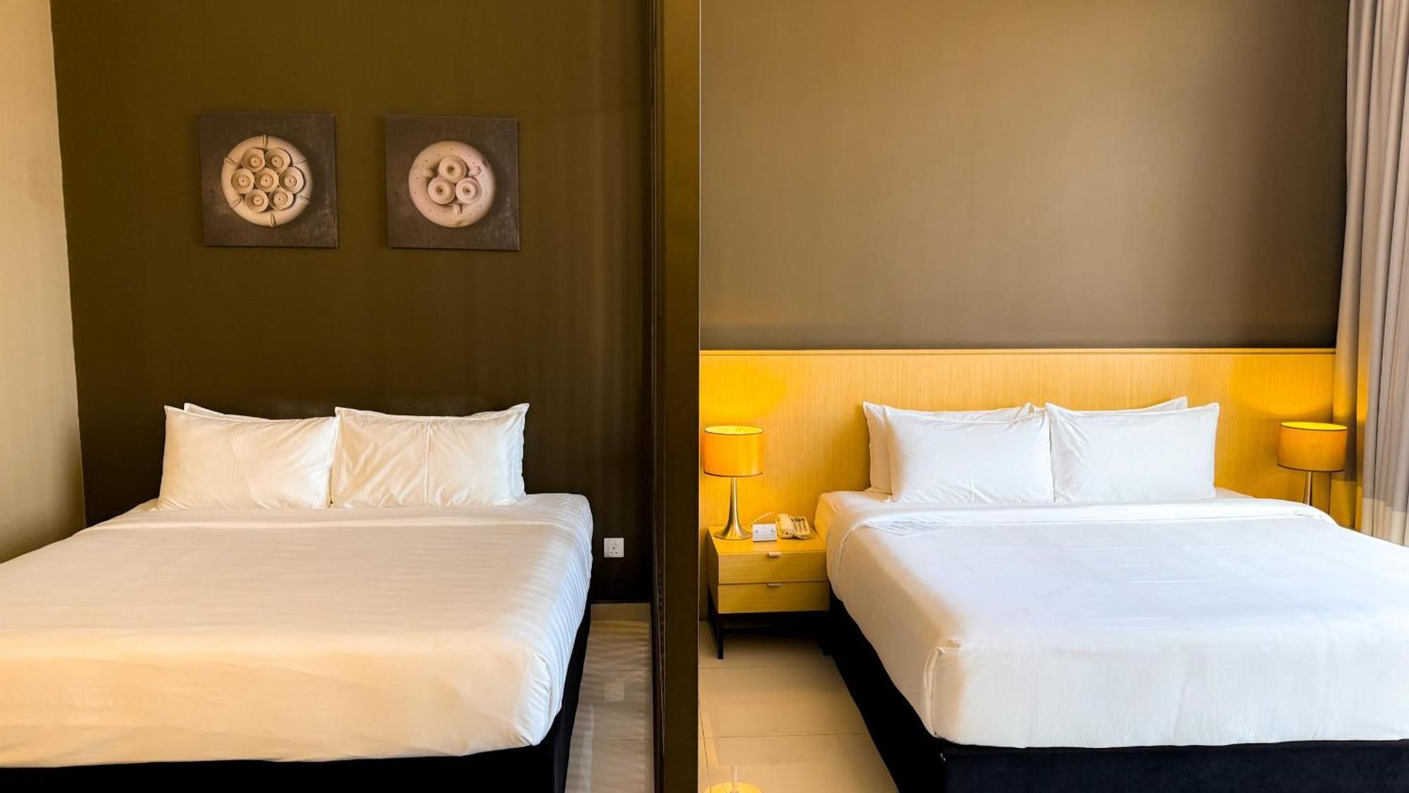 Отель The Pines Melaka Экстерьер фото